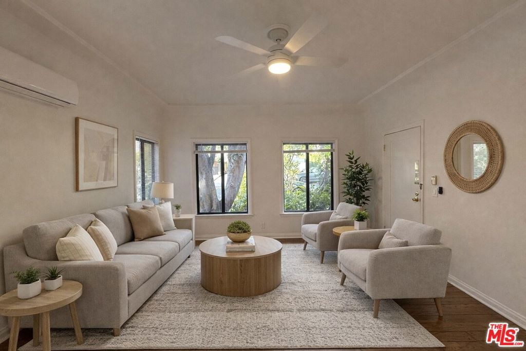 Photo of Listing #25610805