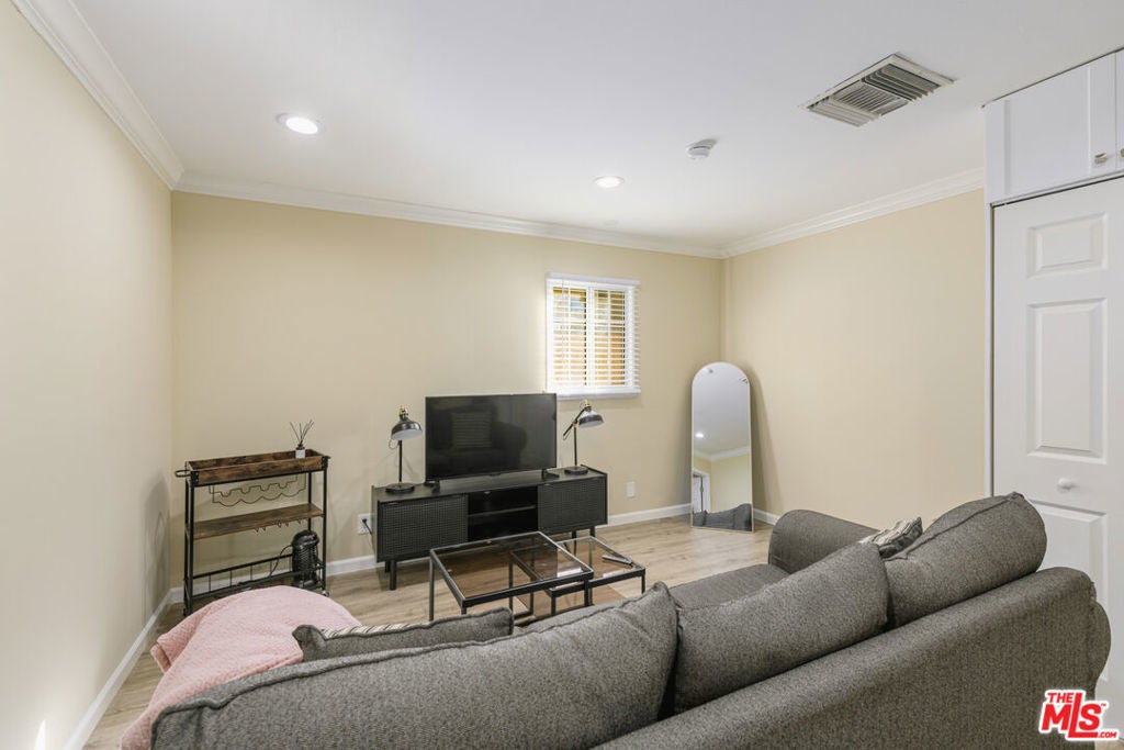 Photo of Listing #25610761