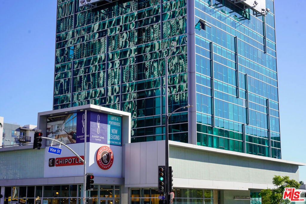 Photo of Listing #25611447