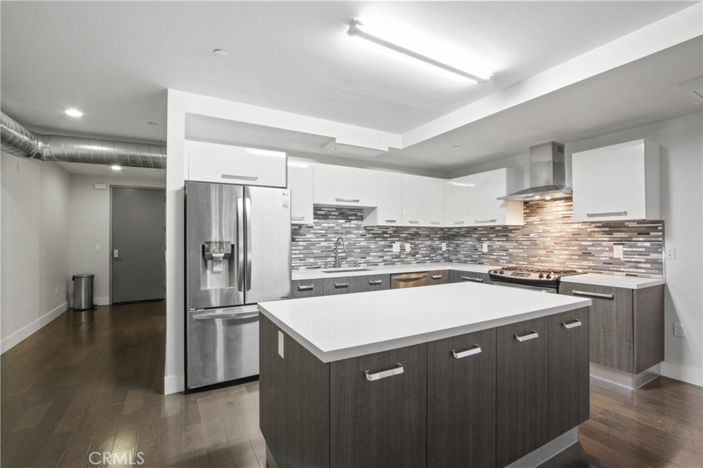 Photo of Listing #PW25248233