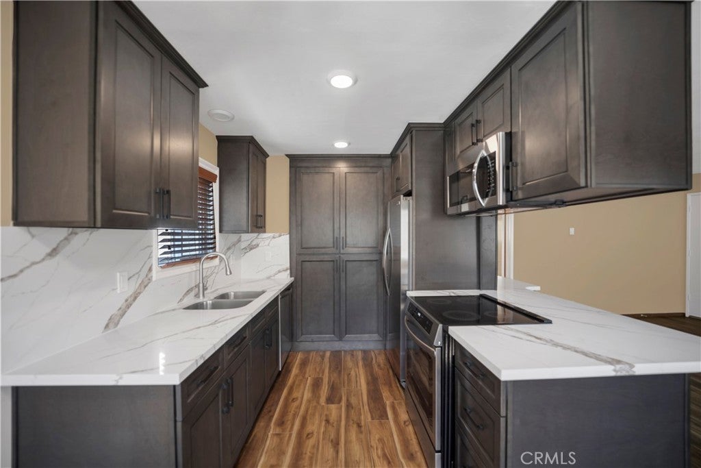 Photo of Listing #PW25248344