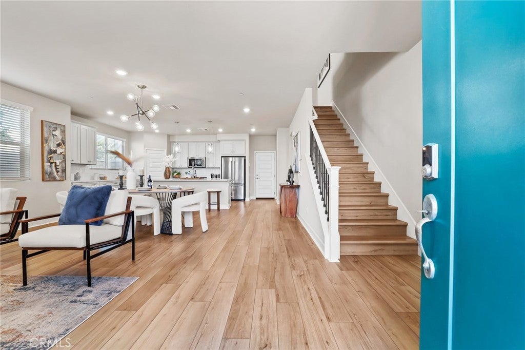 Photo of Listing #PW25247876