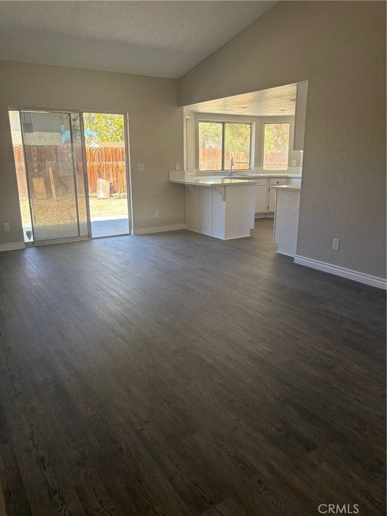 Photo of Listing #SR25248797