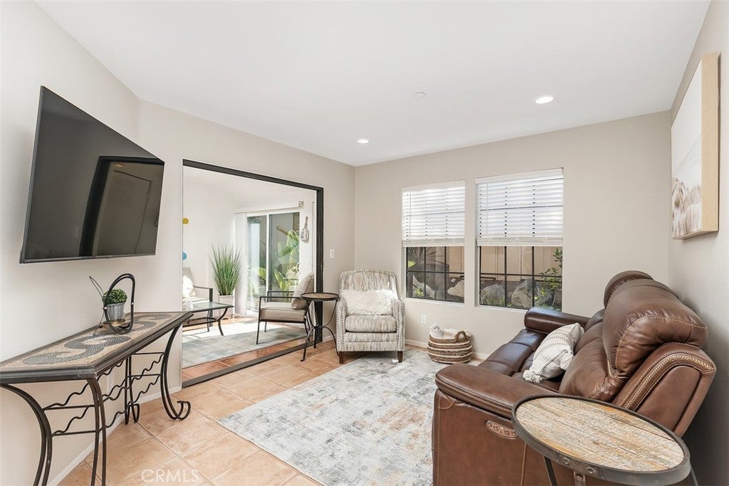 Photo of Listing #OC25248853