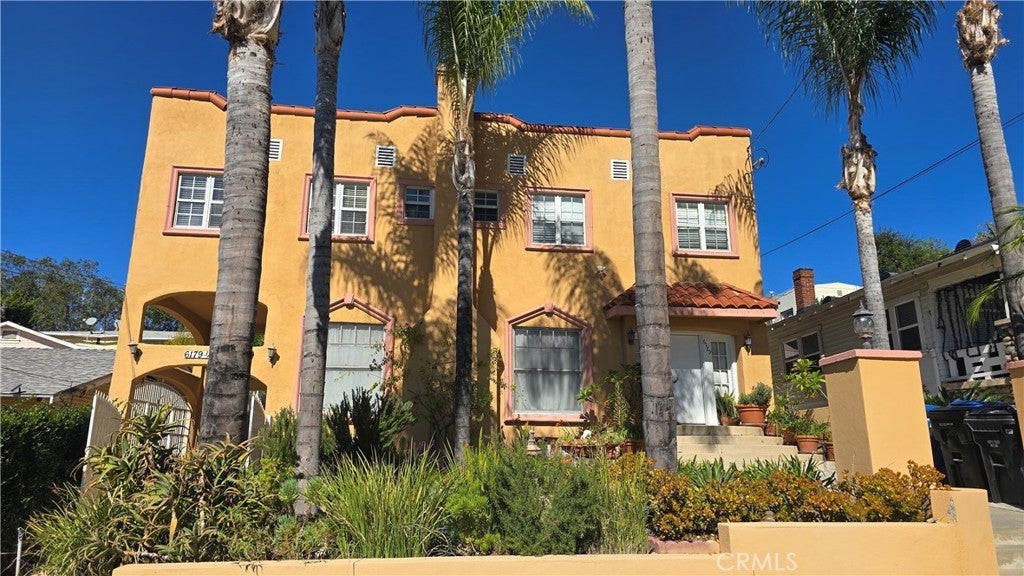 6179 Oak Crest, Los Angeles