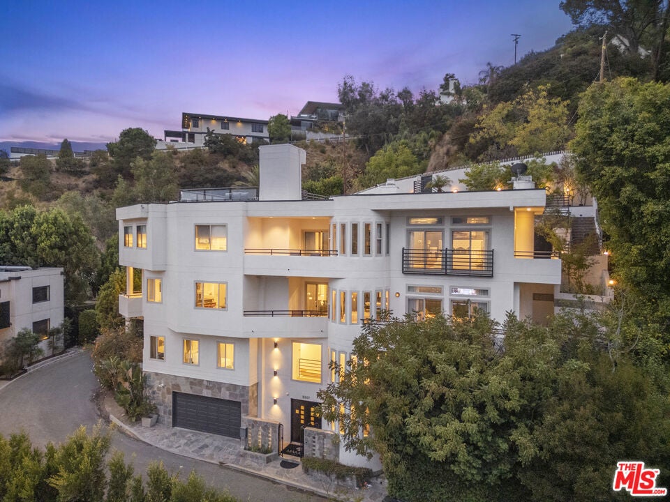 Photo of Listing #25612137