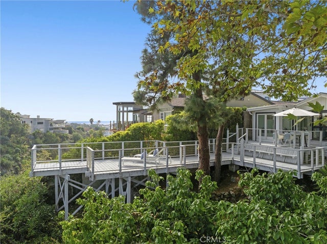 550 Hazel, Corona Del Mar