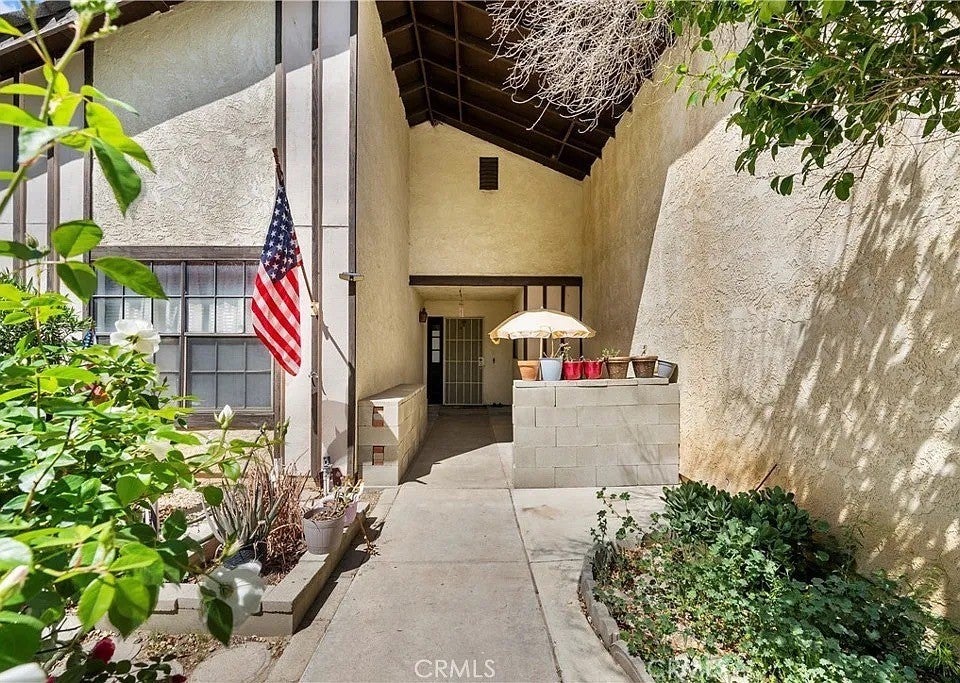 Photo of Listing #SR25250365