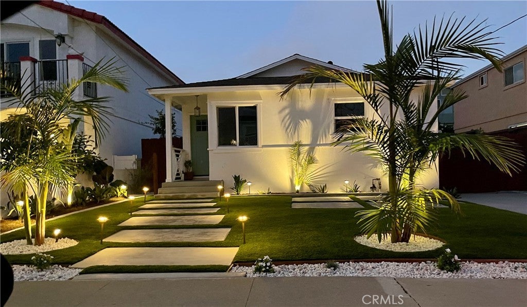 Photo of Listing #IV25248109