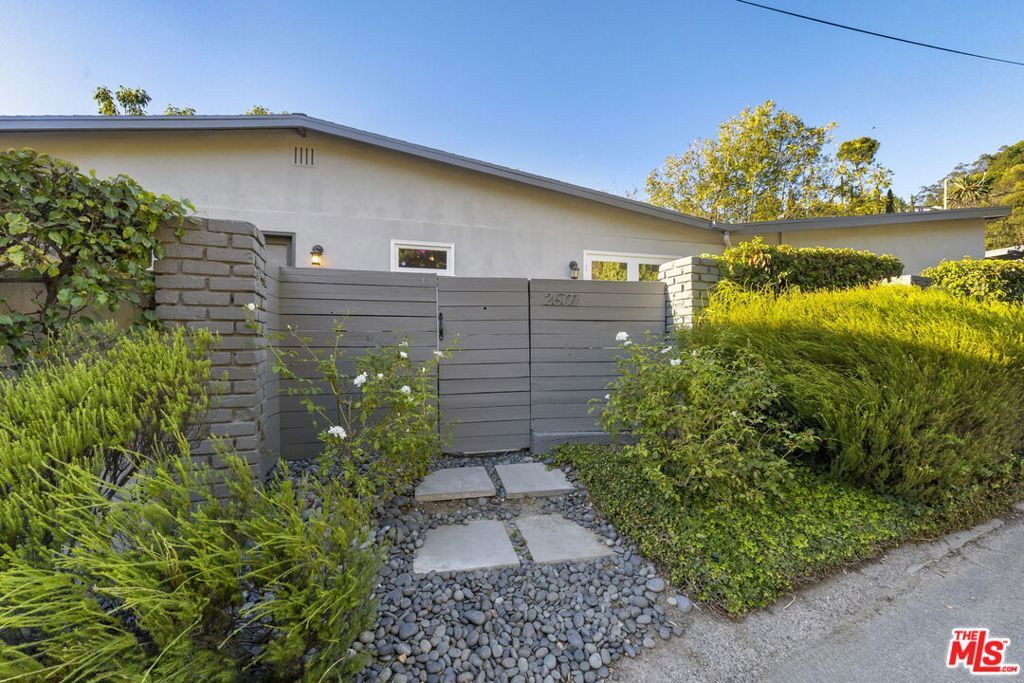 Photo of Listing #25603229