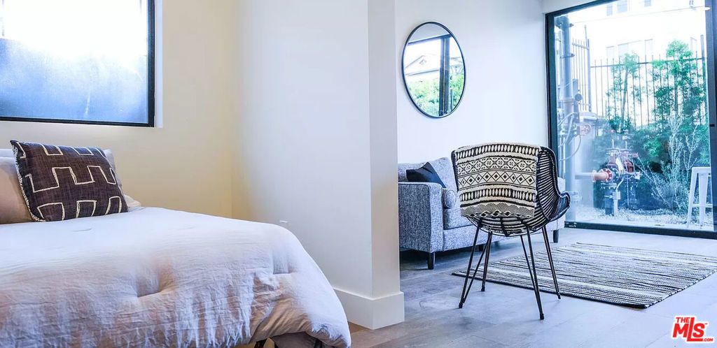 321 N Bixel Street # 2, Los Angeles