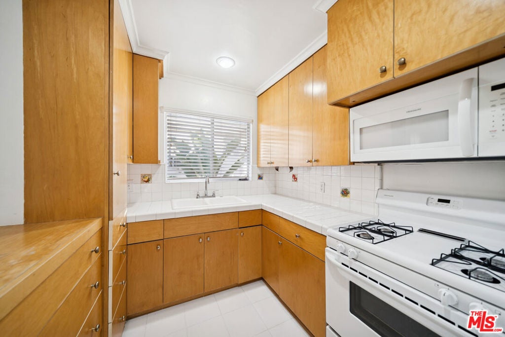 Photo of Listing #25613133