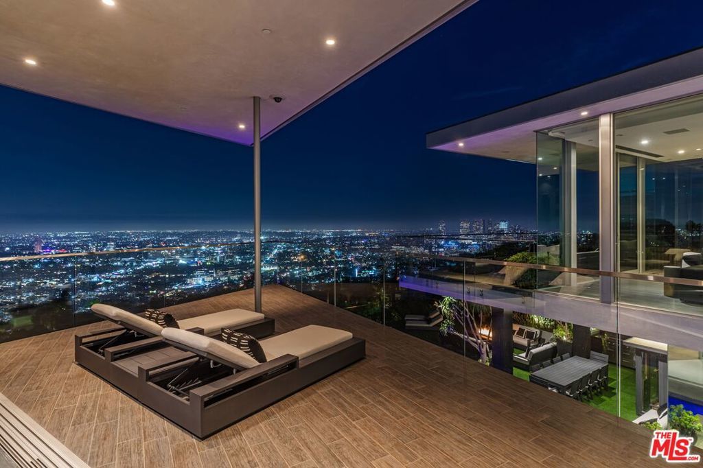 Photo of Listing #25613183