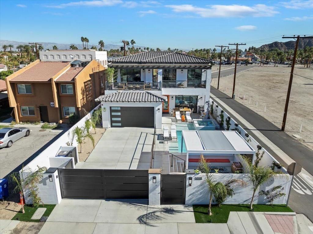 51116 Avenida Mendoza, La Quinta