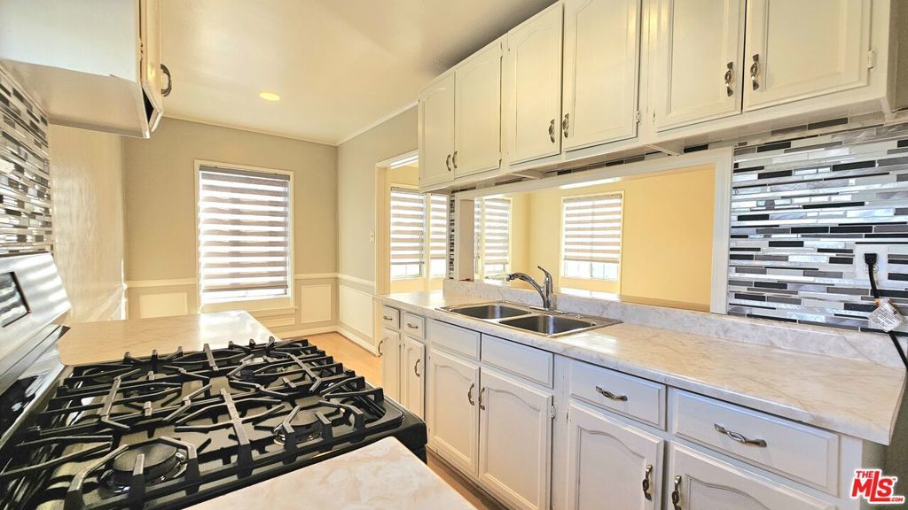 Photo of Listing #25565841