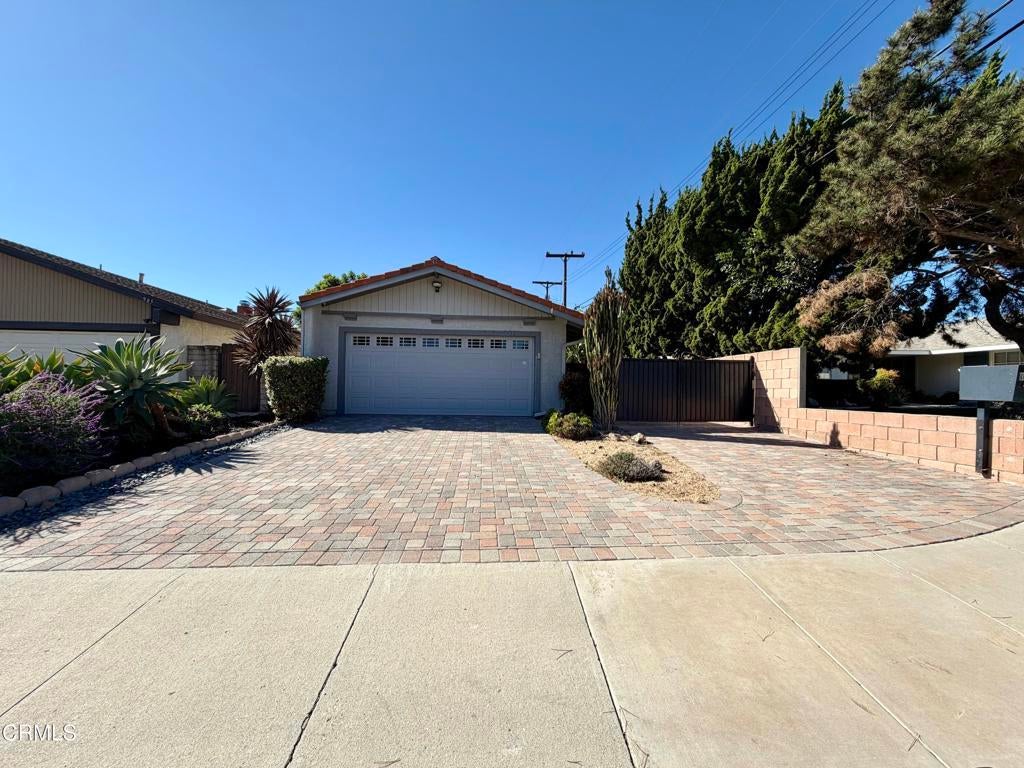 Photo of Listing #V1-33191