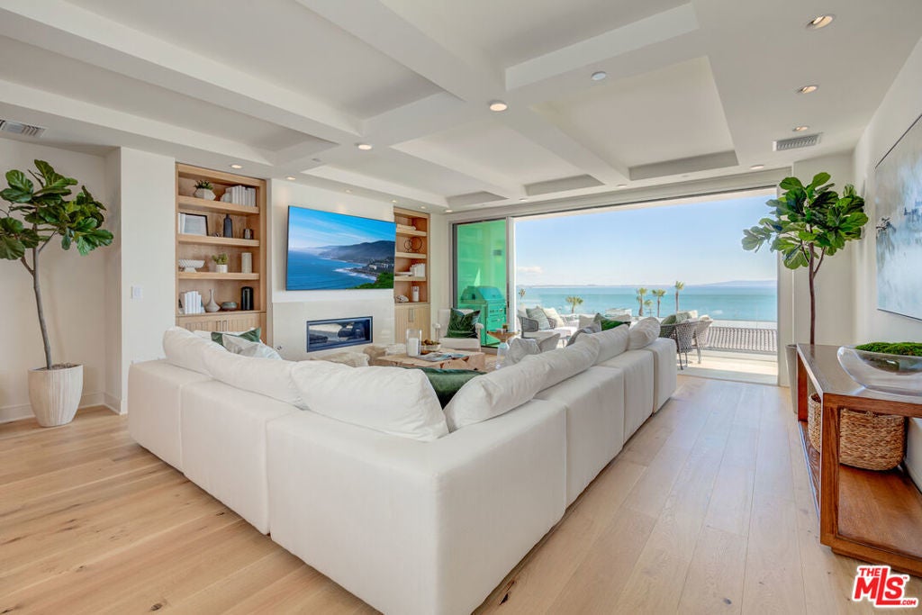 Photo of Listing #25614005