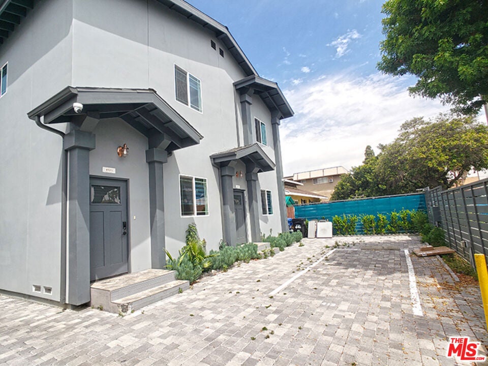 Photo of Listing #25606655