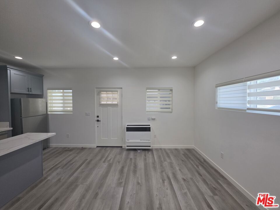 Photo of Listing #25614351