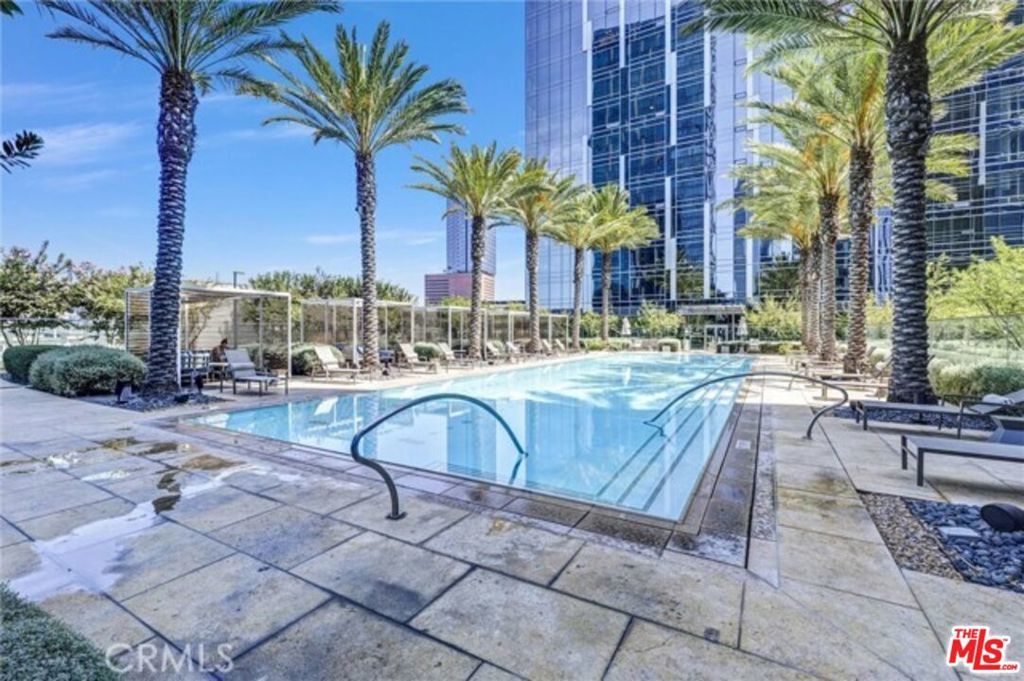 Photo of Listing #25614539