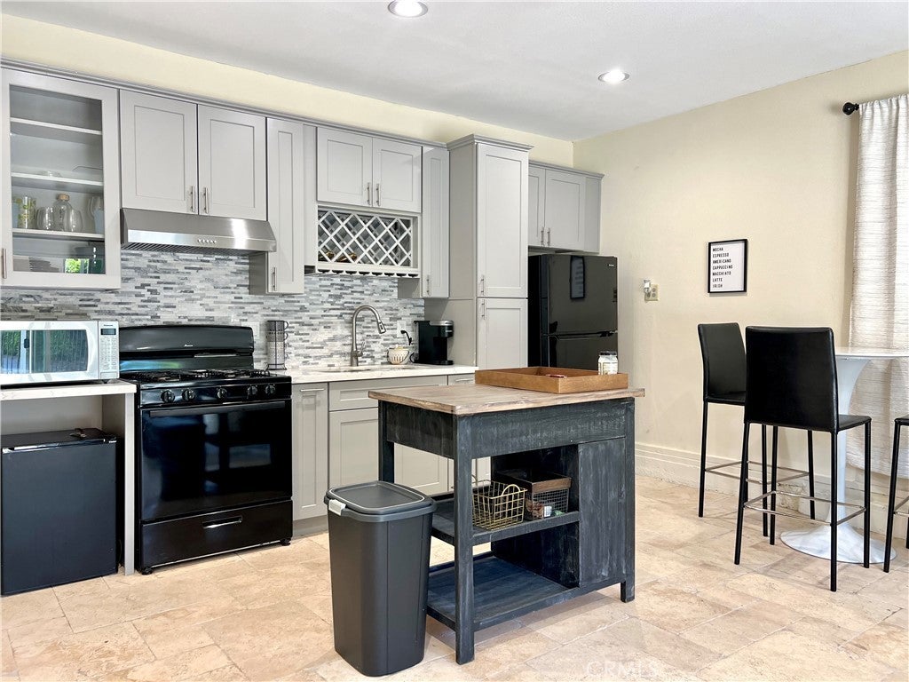 Photo of Listing #SR25252818