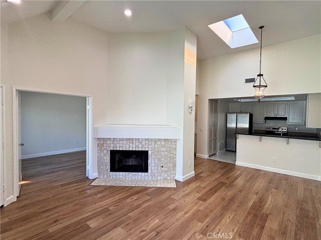 Photo of Listing #OC25253476