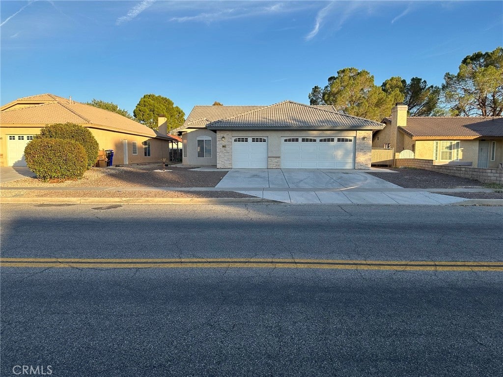 Photo of Listing #HD25254328