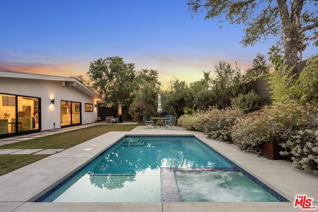 Photo of Listing #25615101