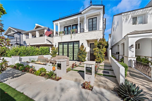616 1/2 Acacia Avenue, Corona Del Mar.