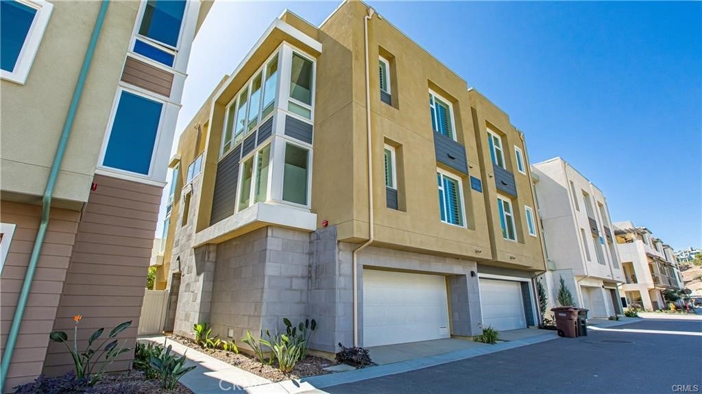 Photo of Listing #OC25255264