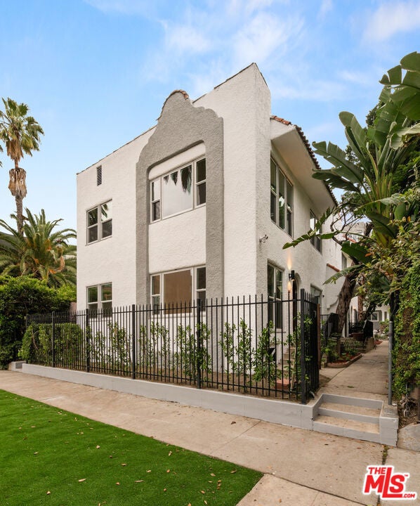 Photo of Listing #25615663