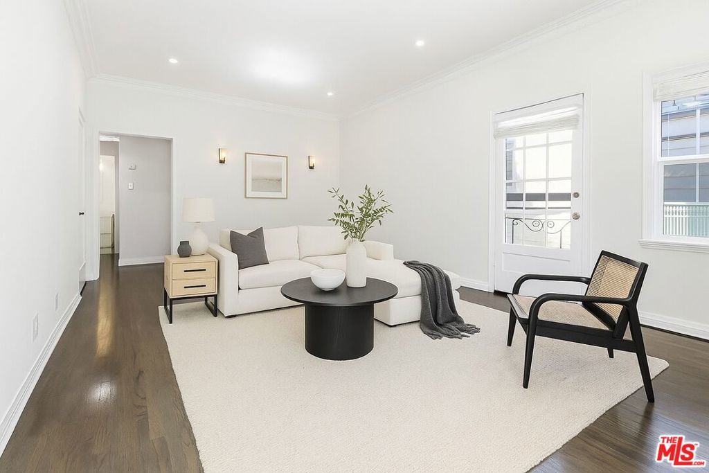 Photo of Listing #25615361