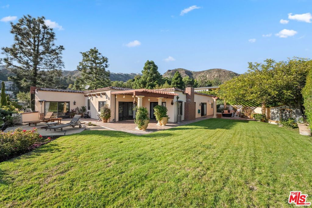 Photo of Listing #25609323