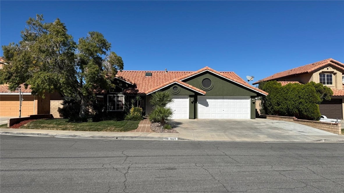 Photo of Listing #SR25255501