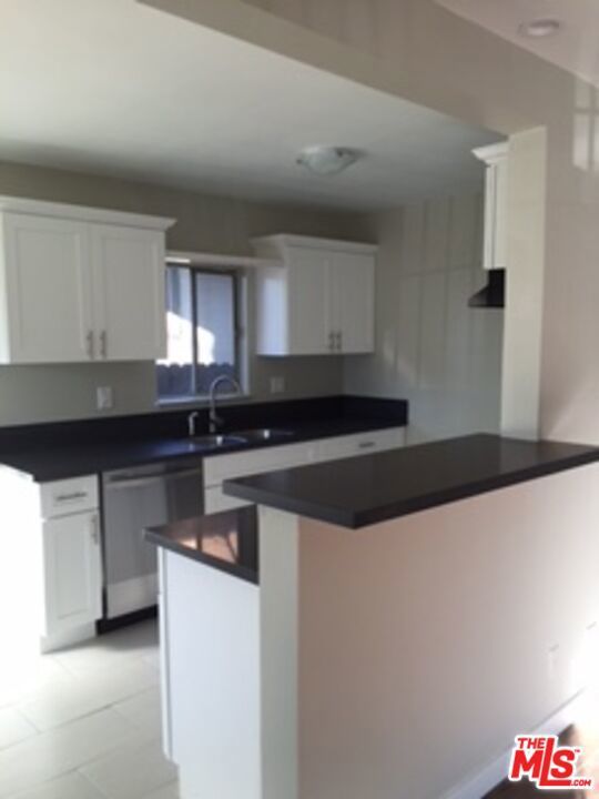 Photo of Listing #25616093