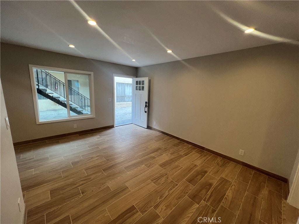 Photo of Listing #DW25255720