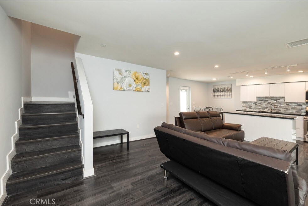 Photo of Listing #OC25256245