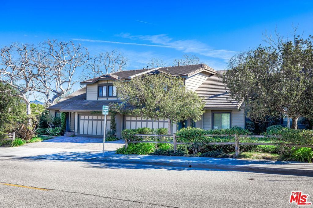 Photo of Listing #25615313