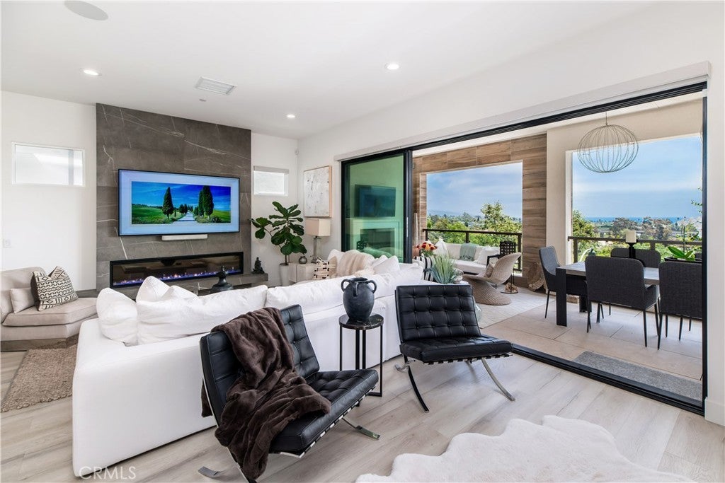 Photo of Listing #OC25256638