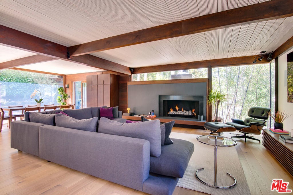 Photo of Listing #25616775