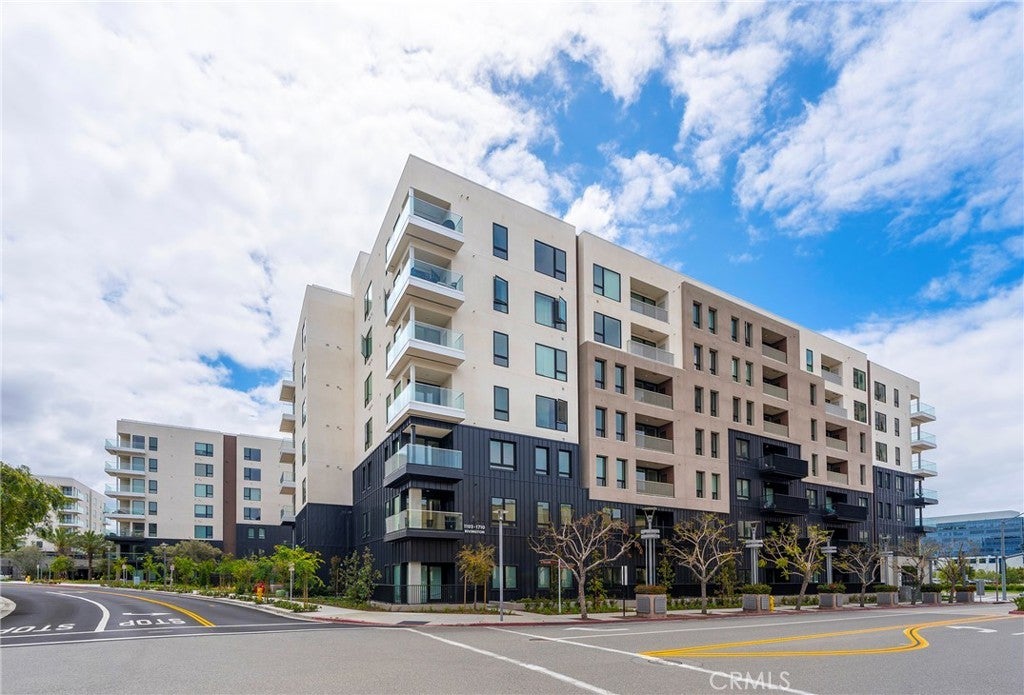 Photo of Listing #OC25255033