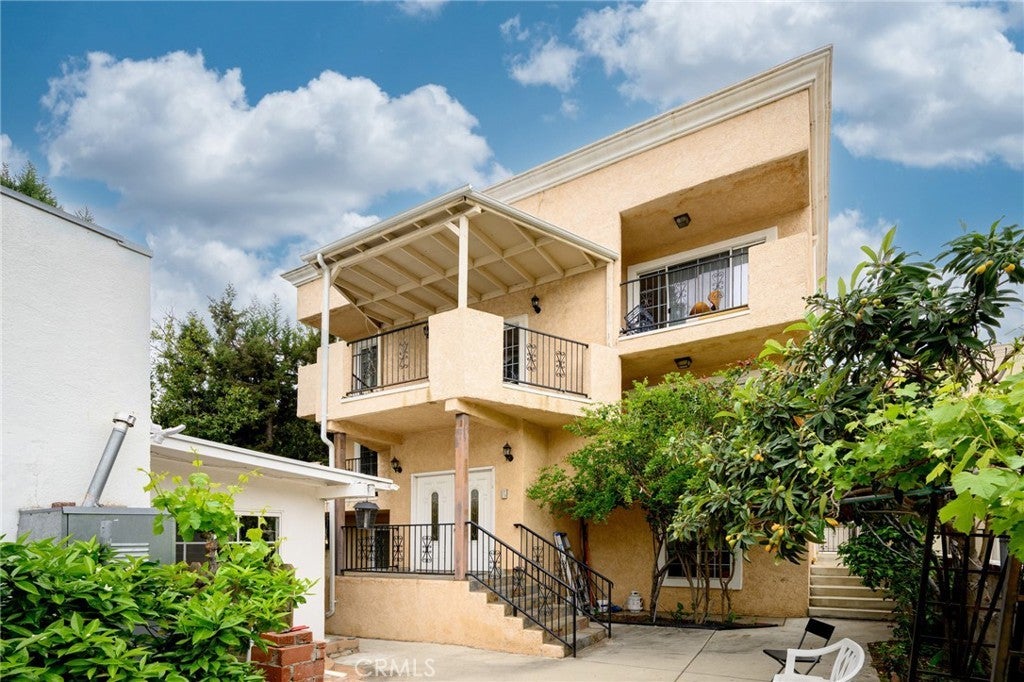 Photo of Listing #SR25256772