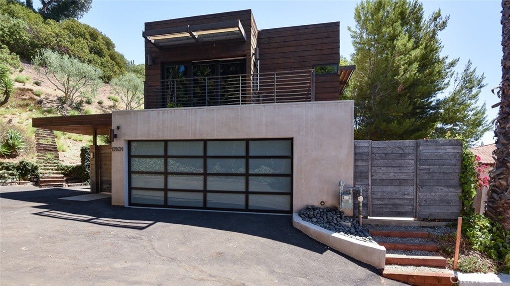 Photo of Listing #OC25256677