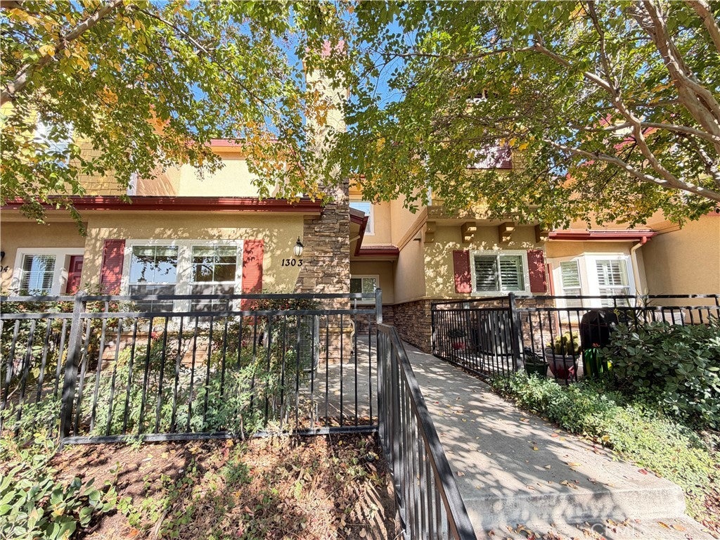 Photo of Listing #IG25257244