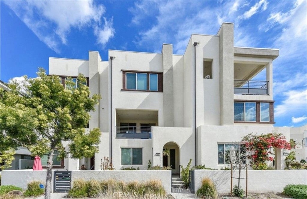 Photo of Listing #OC25257270