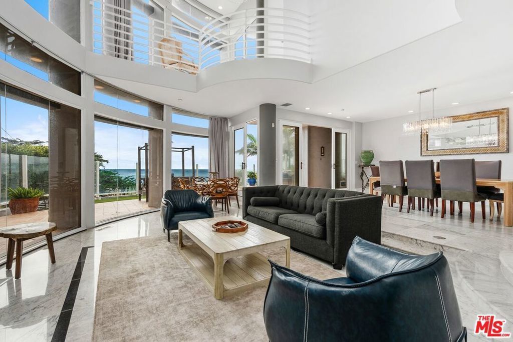11834 Pacific Coast Highway, Malibu