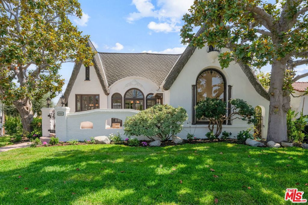 Photo of Listing #25617177