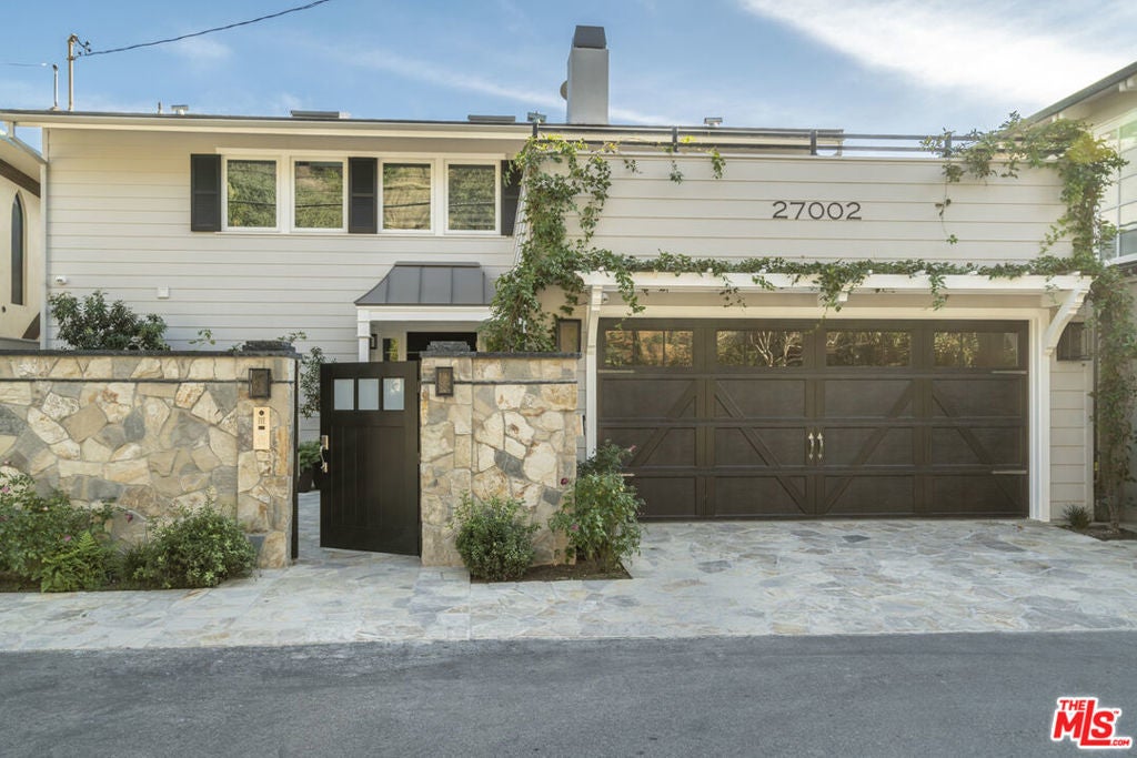 Photo of Listing #25612541