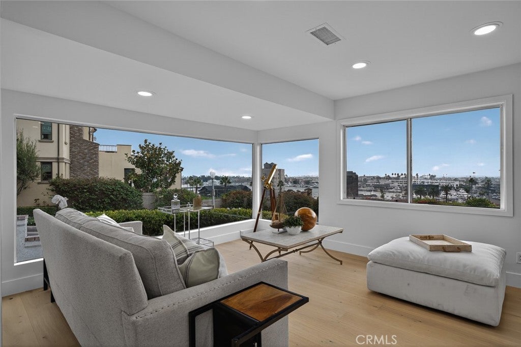 Photo of Listing #OC25256858