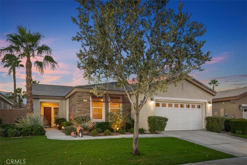 61225 Living Stone, La Quinta